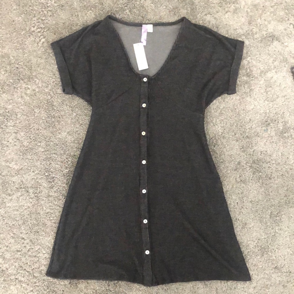 Serena button front knit dress (Francesca’s) NWT